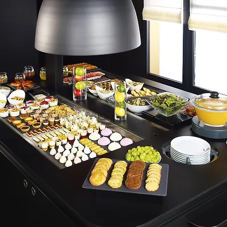 Campanile Creil - Hotel 3*