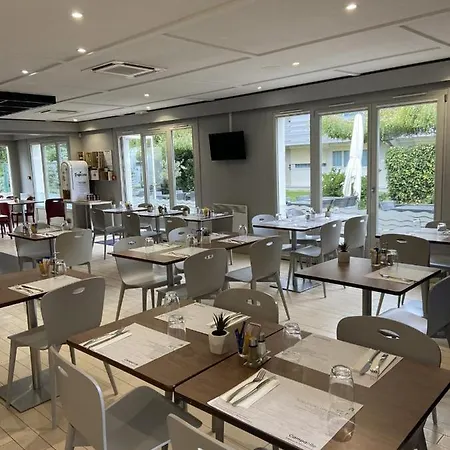 Campanile Creil -