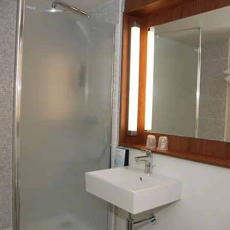 Hotel Campanile Creil - Villers-Saint-Paul