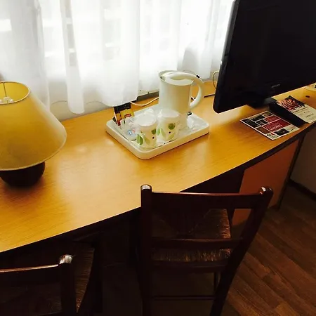 Hotel Campanile Creil -