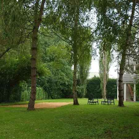 Hotel Campanile Creil -