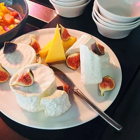 Hotel Campanile Creil -