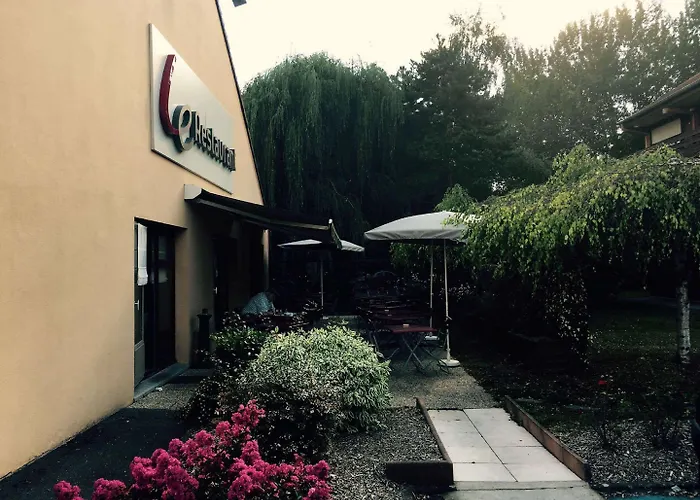 Campanile Creil - Hotel 3*